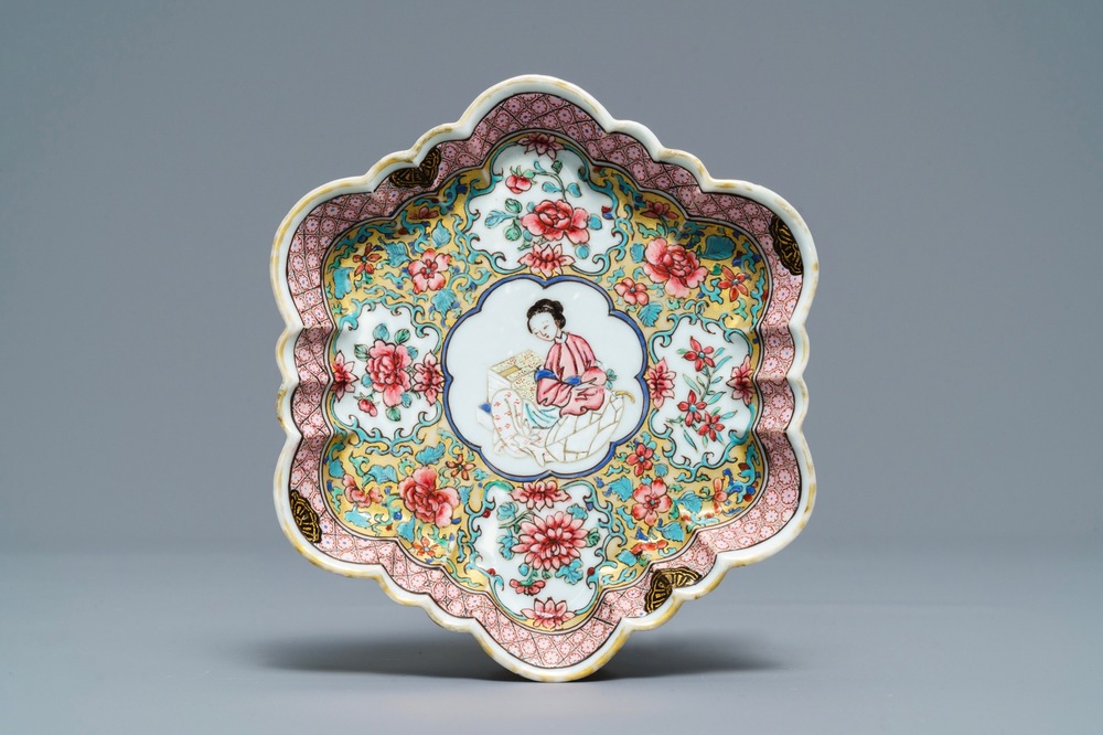 A fine Chinese famille rose pattipan or teapot stand, Yongzheng