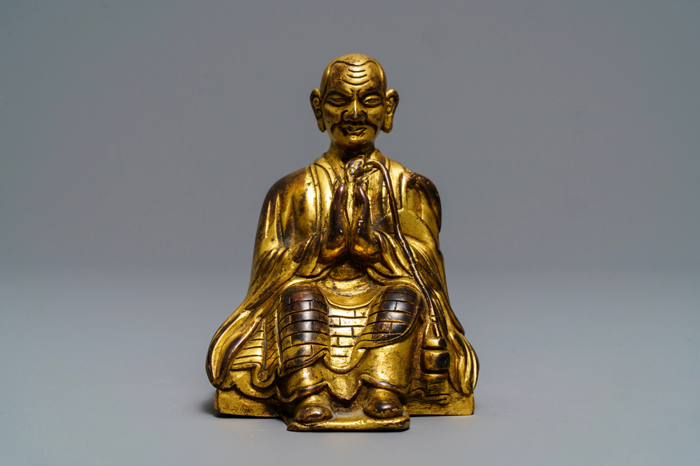 Une figure d'un Lama en bronze dor&eacute;, Sino-Tibet, 19&egrave;me