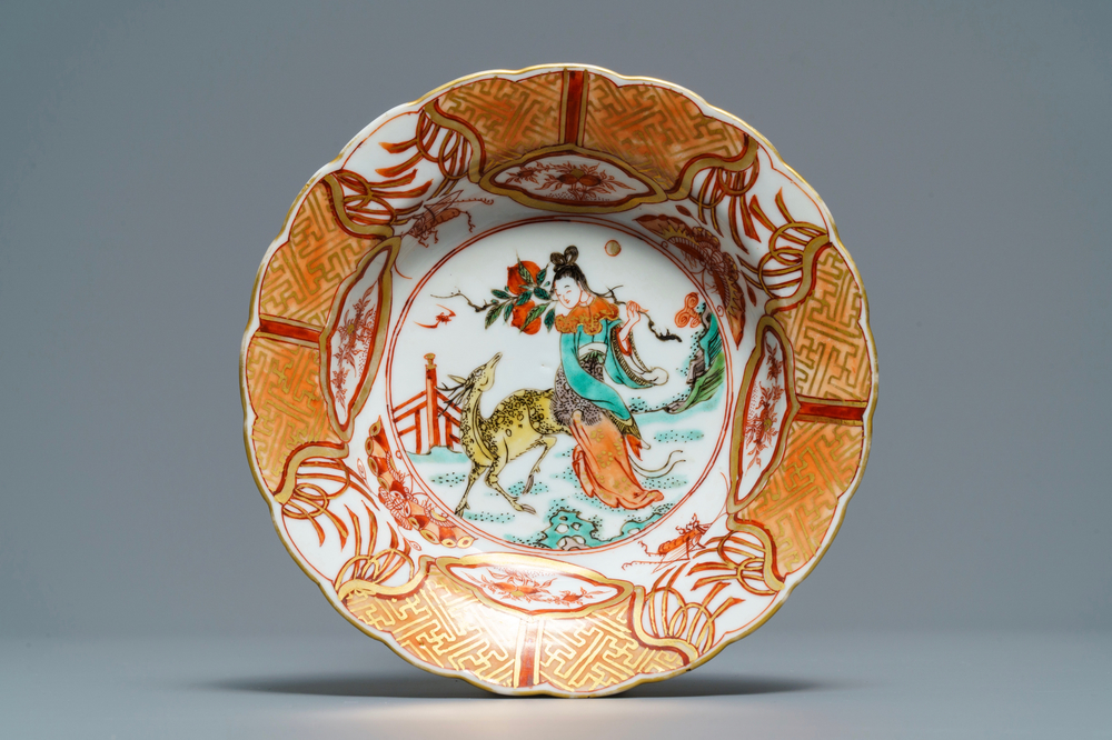 Un bol de type klapmuts en porcelaine de Chine famille verte, Kangxi