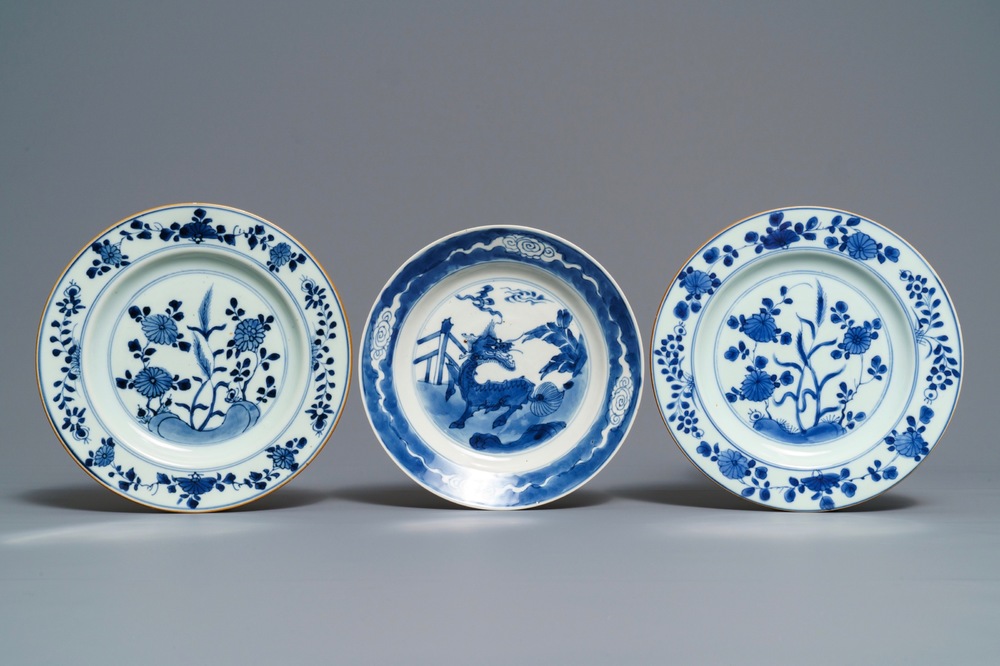Three Chinese blue and white plates with Johanneum mark, ex-coll. August the Strong, Kangxi