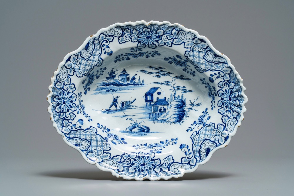 A large Dutch Delft blue and white oval lobed salad bowl, 18th C.