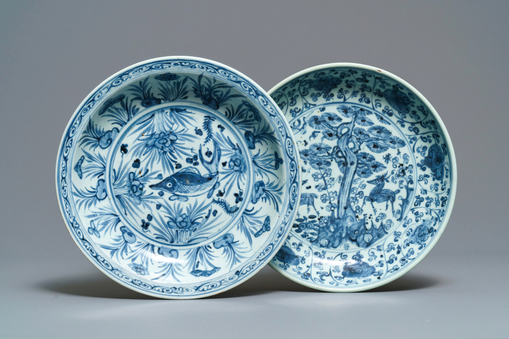 Two Chinese blue and white dishes with a carp and with deer, Hongzhi