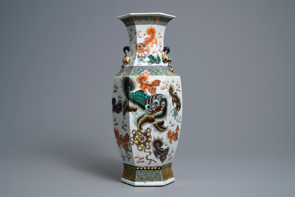 A Chinese hexagonal famille rose 'Buddhist lions and peacocks' vase, 19th C.