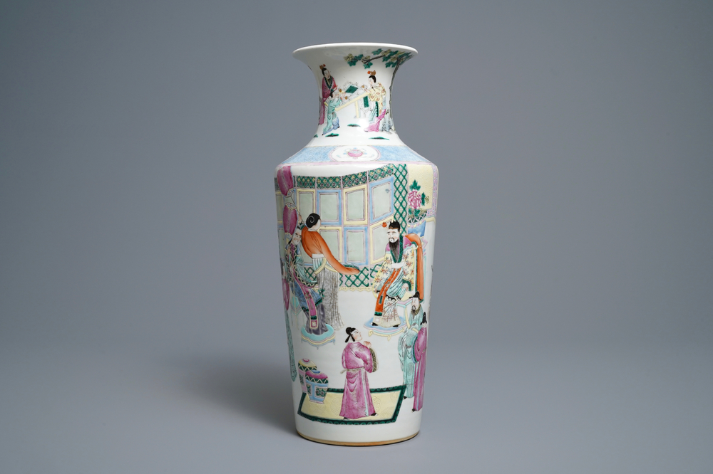 A Chinese famille rose rouleau 'court scene' vase, 19th C.