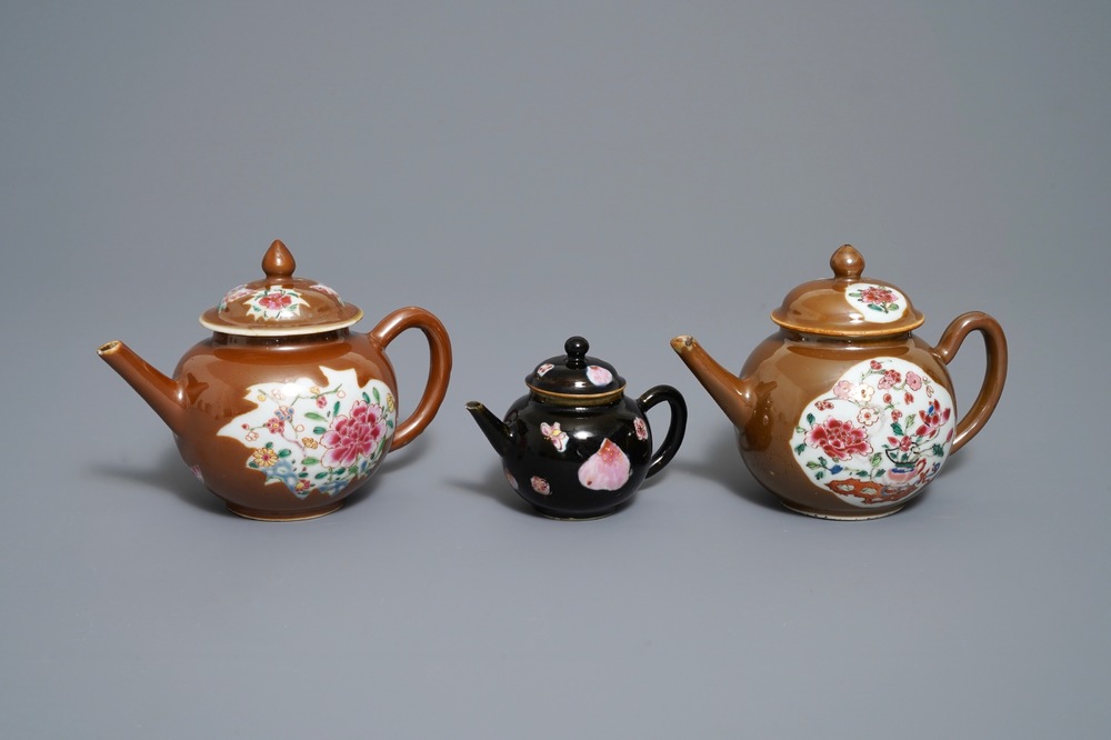 Three Chinese famille rose capucin- and black-ground teapots, Yongzheng/Qianlong