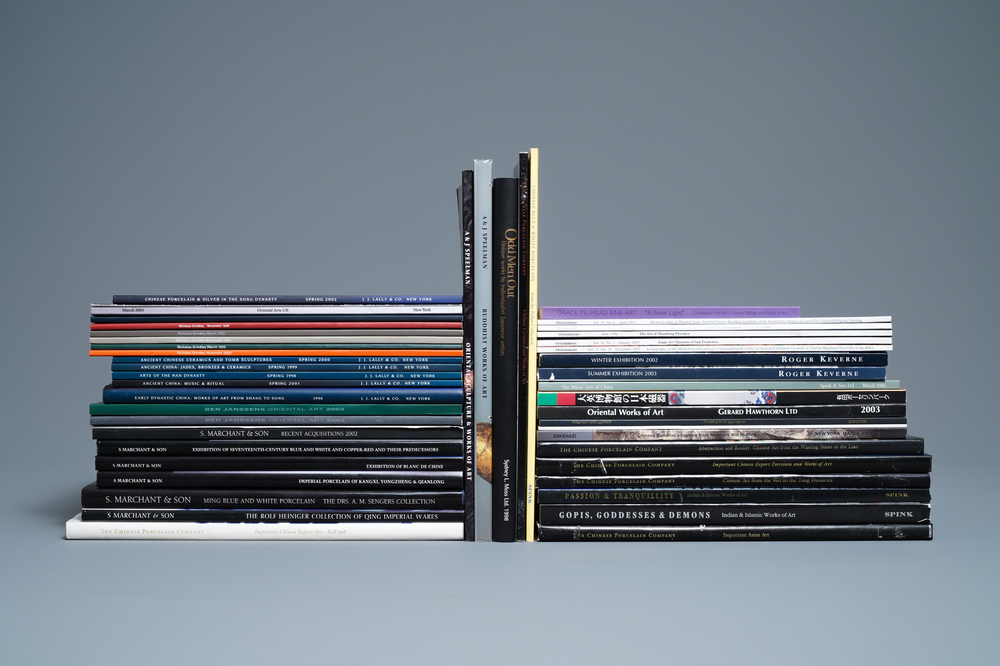 49 old mostly Chinese arts catalogues from high-end dealers, 80's and later