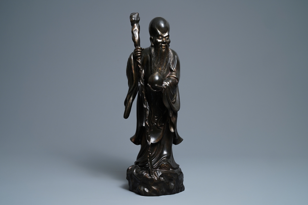 Une grande figure de Shoulao en laque de Chine, Fujian, R&eacute;publique