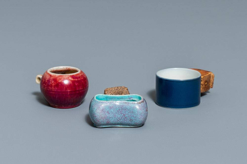 Three Chinese monochrome bird feeders, 19/20th C.