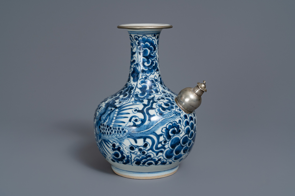A Chinese silver-mounted blue and white Vietnamese market 'Bleu de Hue' kendi, 19th C.