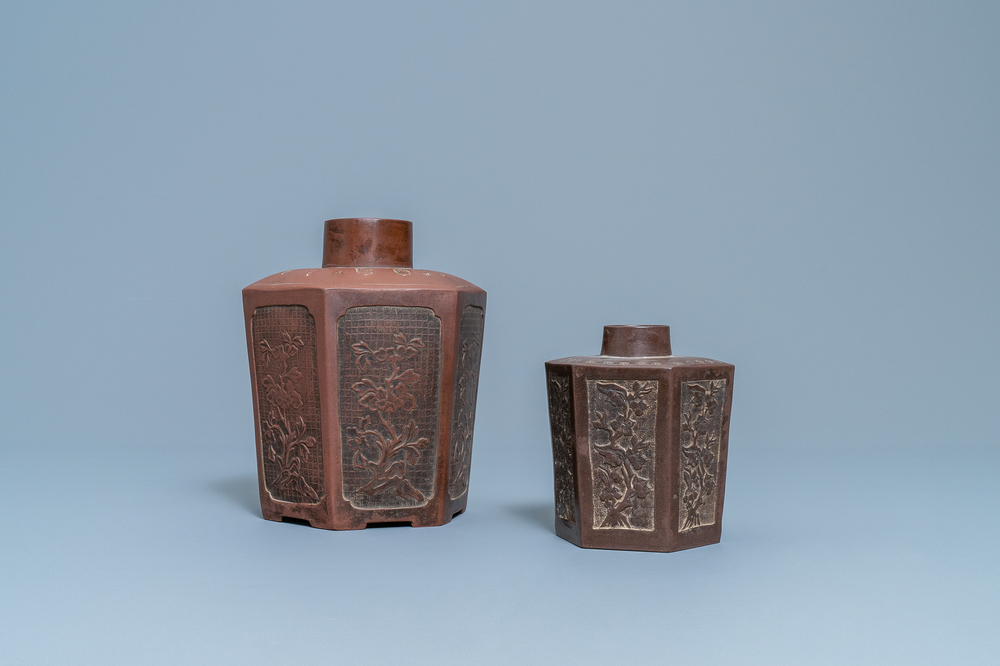 Deux bo&icirc;tes &agrave; th&eacute; en gr&egrave;s de Yixing, Chine, Kangxi