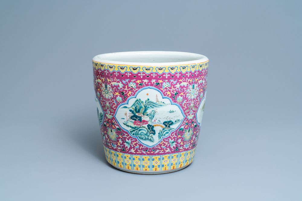 A Chinese famille rose jardini&egrave;re with landscape medallions, 19th C.