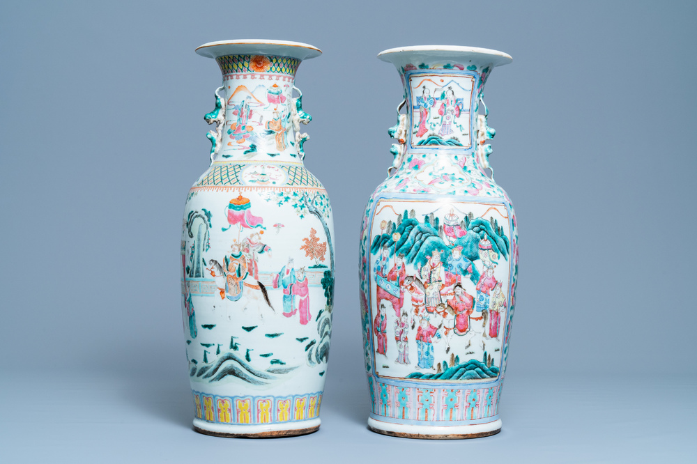 Deux vases en porcelaine de Chine famille rose, 19&egrave;me