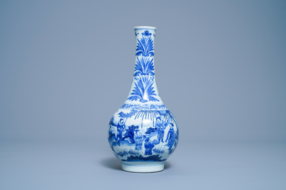 A Chinese blue and white bottle vase, Transitional period