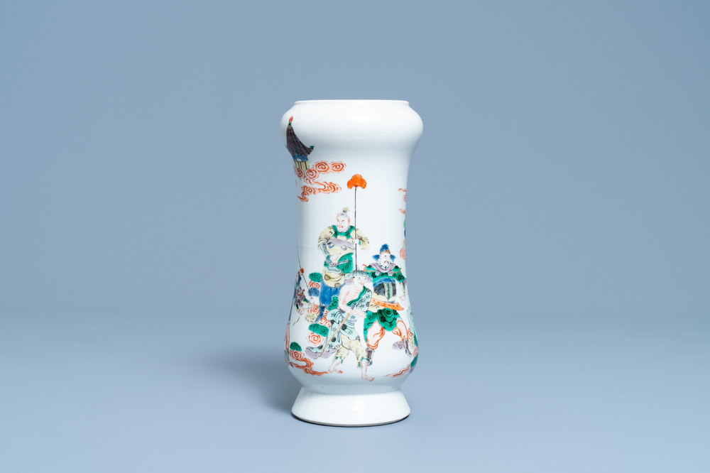 Un vase en porcelaine de Chine famille verte, marque de Kangxi, 19&egrave;me