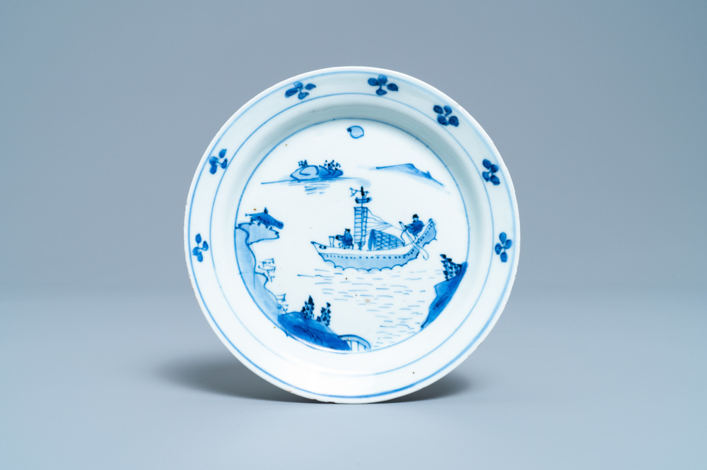 A Chinese blue and white plate with a junk, Wanli