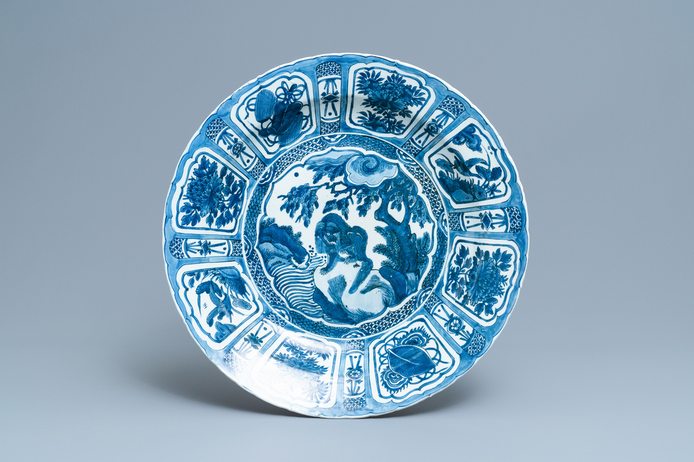 A very large Chinese blue and white kraak porcelain dish with a mythical beast, Wanli