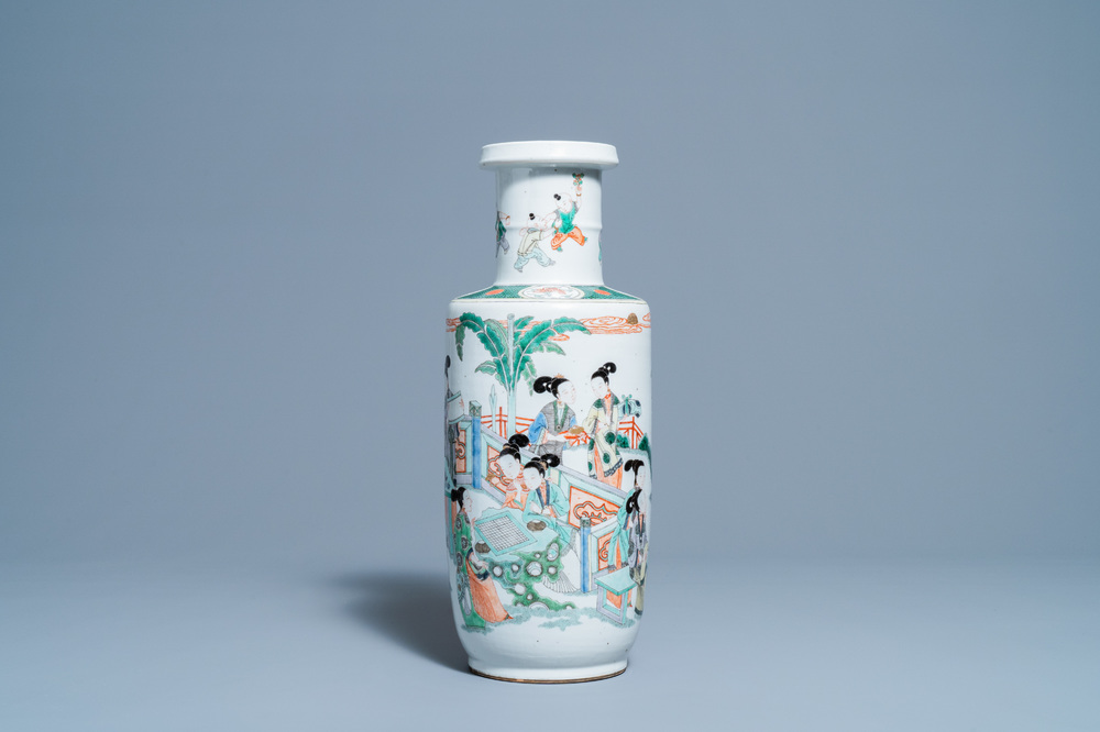 A Chinese famille verte rouleau vase, 19th C.