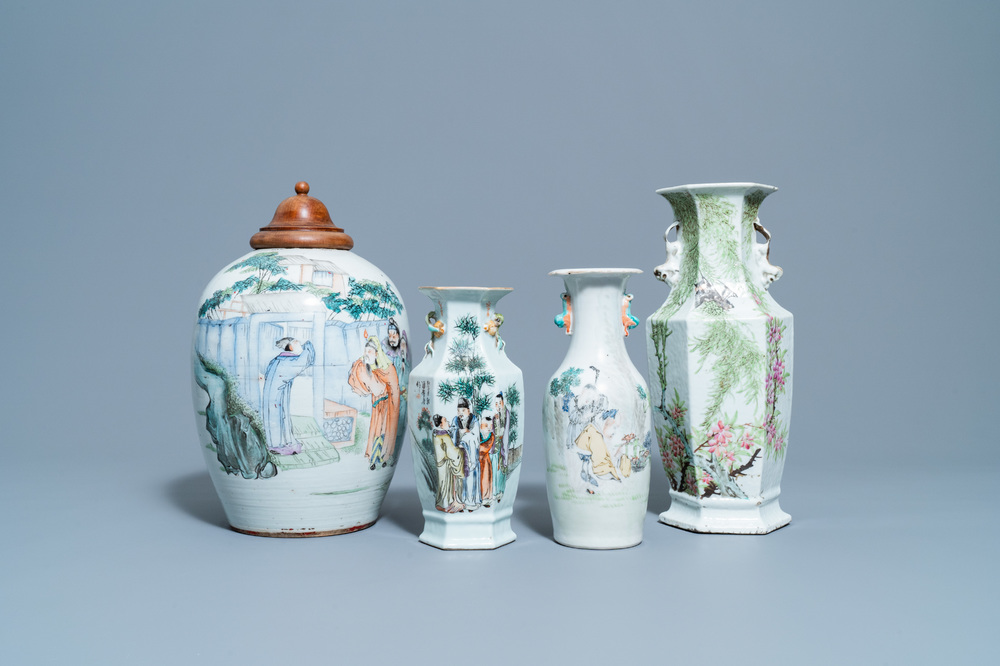 Quatre vases en porcelaine de Chine qianjiang cai, 19/20&egrave;me