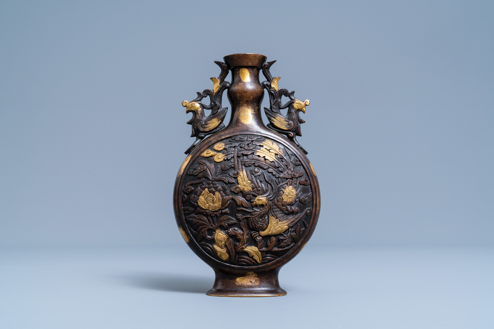 A Chinese gold-splashed bronze 'phoenix' vase, Qianlong mark, 18/19th C.