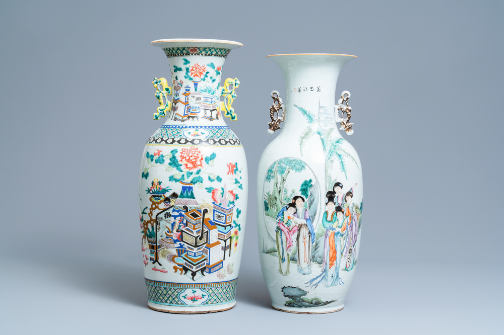 Deux vases en porcelaine de Chine famille rose, 19&egrave;me