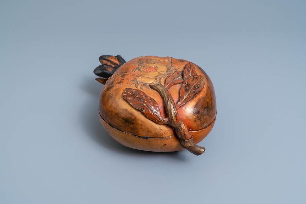 A large Chinese polychrome lacquer 'peach' box and cover, Kangxi