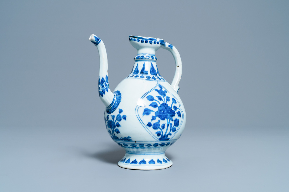 A Chinese blue and white Islamic market 'aftaba' ewer, Kangxi