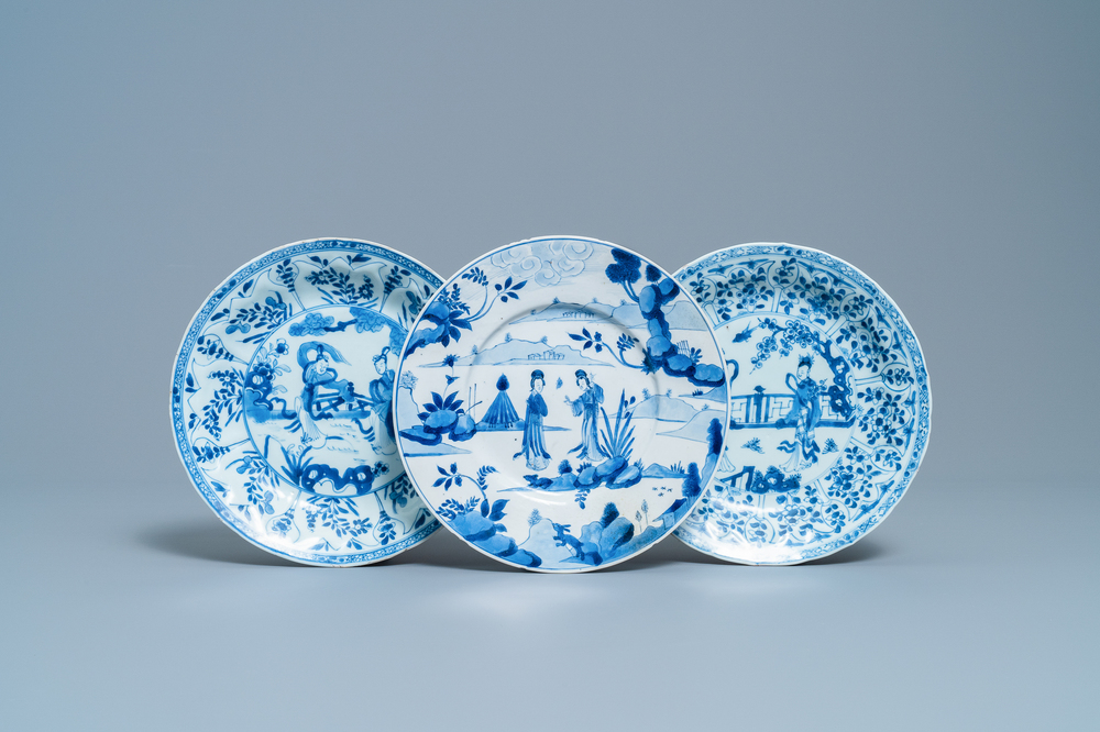 Three Chinese blue and white 'Long Eliza' plates, Kangxi/Yongzheng
