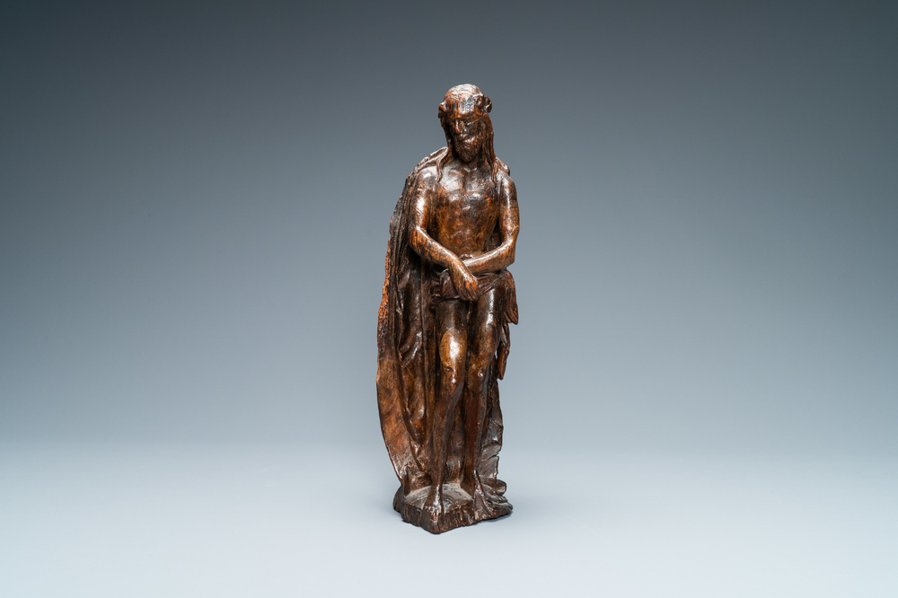 Een eikenhouten figuur van Christus op de koude steen, Vlaanderen, 16e eeuw
