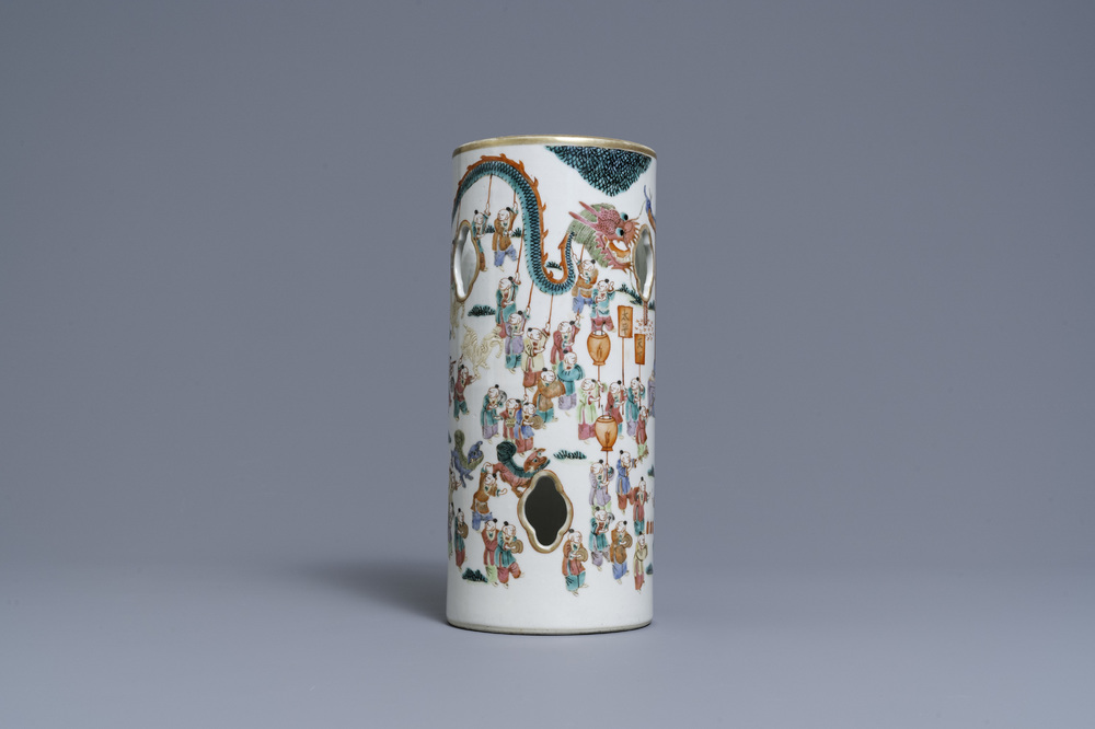 A reticulated Chinese famille rose '100 boys' hat stand, Qianlong mark, 19th C.