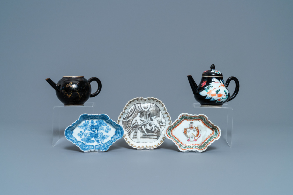 Two Chinese famille noire teapots, a pattipan and two spoon trays, Yongzheng/Qianlong