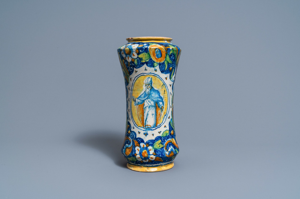An Italian maiolica albarello, Maestro Domenico workshop, Venice, 16th C.