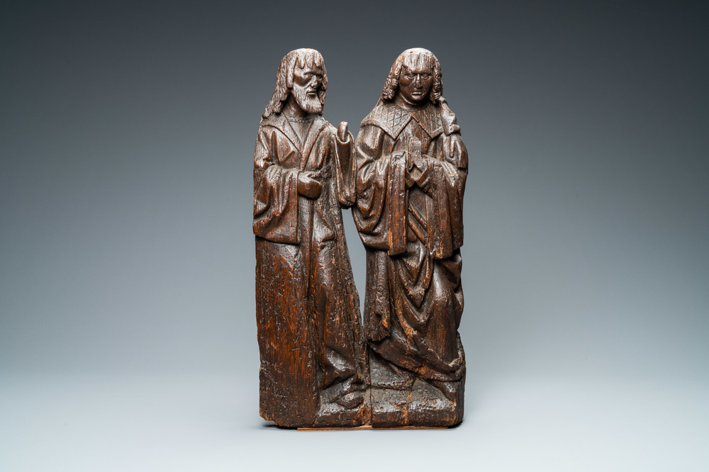 Een eikenhouten retabelfragment met twee figuren, Vlaanderen, 1e helft 16e eeuw