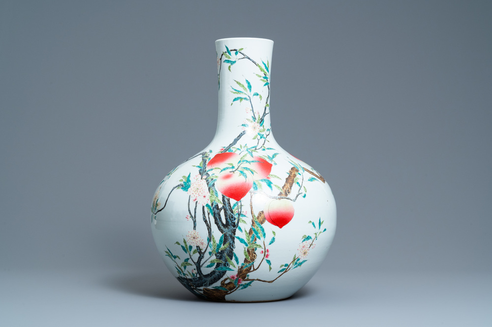 A Chinese famille rose 'tianqiu ping' 'nine peaches' vase, Qianlong mark, 20th C.
