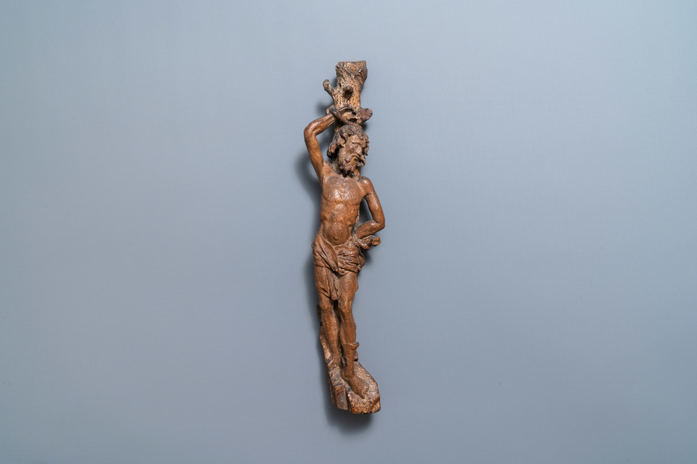 Une statue de Saint S&eacute;bastien en ch&ecirc;ne sculpt&eacute;, vers 1500
