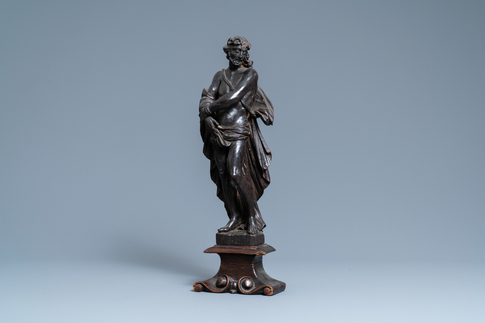 Een eikenhouten 'Ecce Homo' figuur, ca. 1600