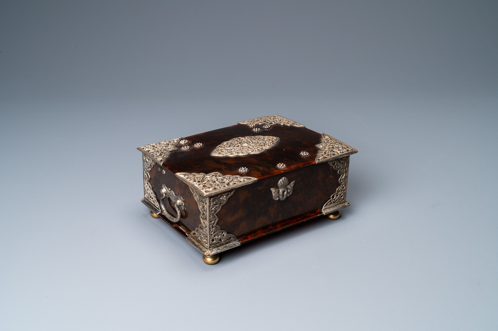 A Dutch colonial silver-mounted tortoise shell sirih casket, ca. 1700