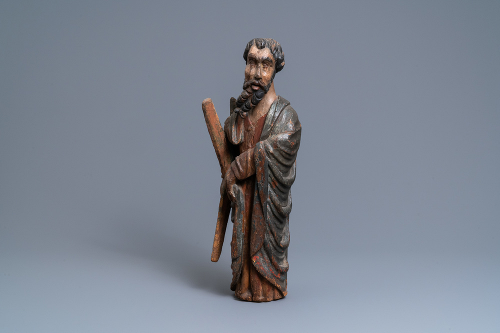 Een gepolychromeerde eikenhouten figuur van Sint-Andreas, Normandi&euml;, Frankrijk, eind 15e eeuw