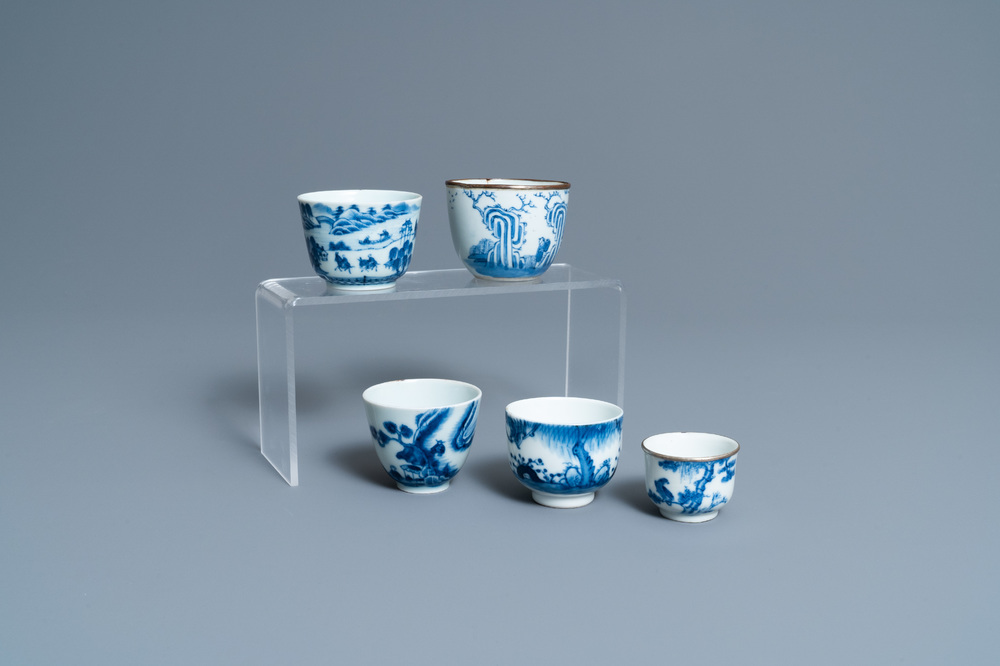 Five Chinese blue and white 'Bleu de Hue' cups for the Vietnamese market, 19th C.