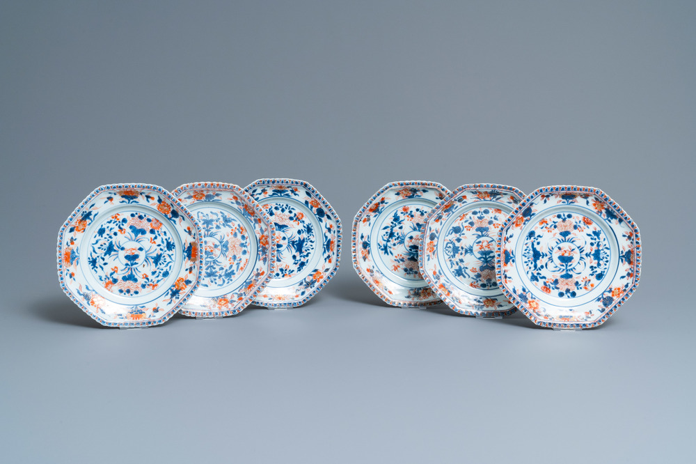 Six Chinese octagonal Imari-style plates, Kangxi