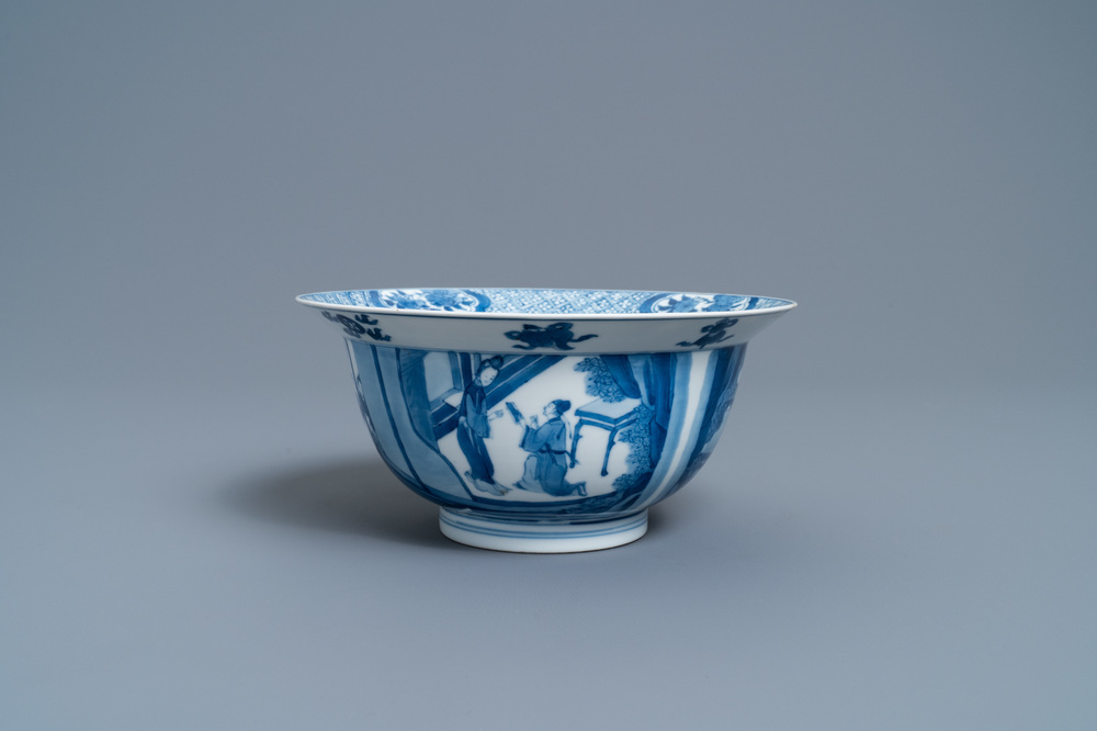 A Chinese blue and white 'klapmuts' bowl, Chenghua mark, Kangxi