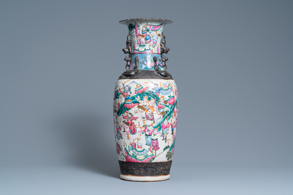 A Chinese Nanking famille rose crackle-glazed vase, 19th C.