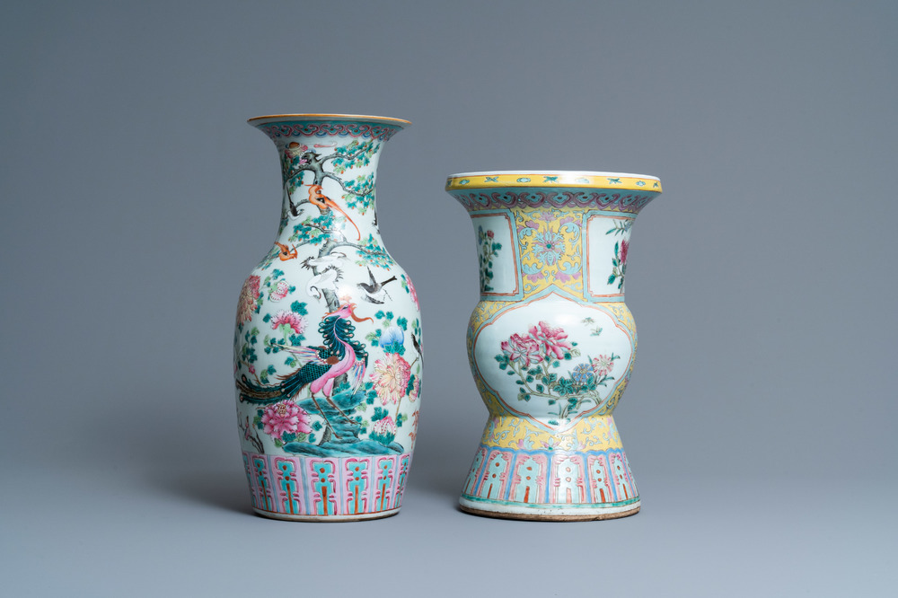 Twee Chinese famille rose vazen, 19e eeuw