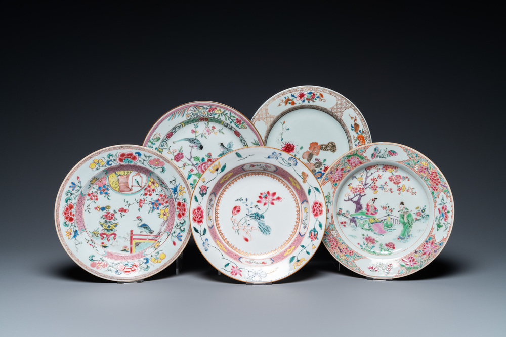 Five Chinese famille rose plates, Yongzheng/Qianlong