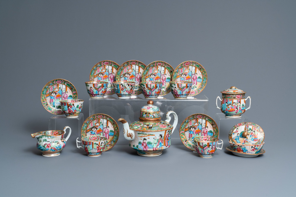 A Chinese Canton famille rose 18-piece tea service, 19th C.