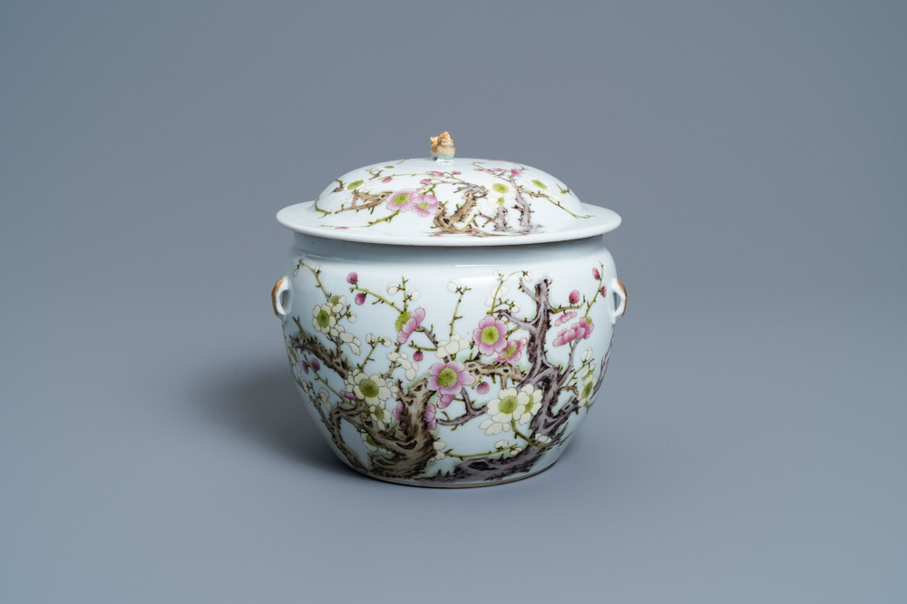 A Chinese famille rose 'kamcheng' bowl and cover with prunus flowers, Jiaqing mark, 19th C.