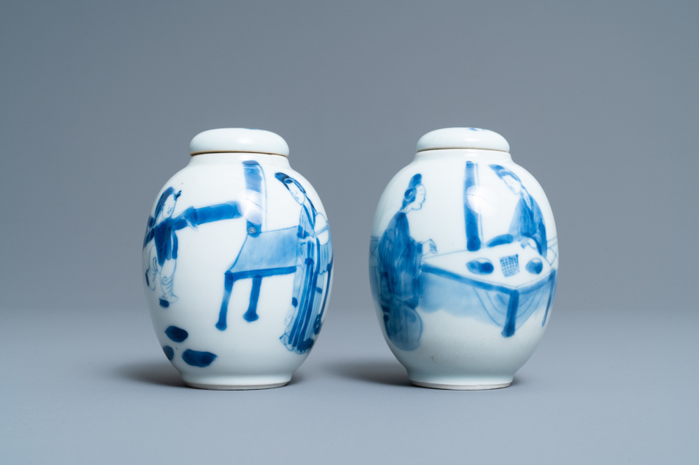 Two Chinese blue and white tea caddies and covers, Kangxi