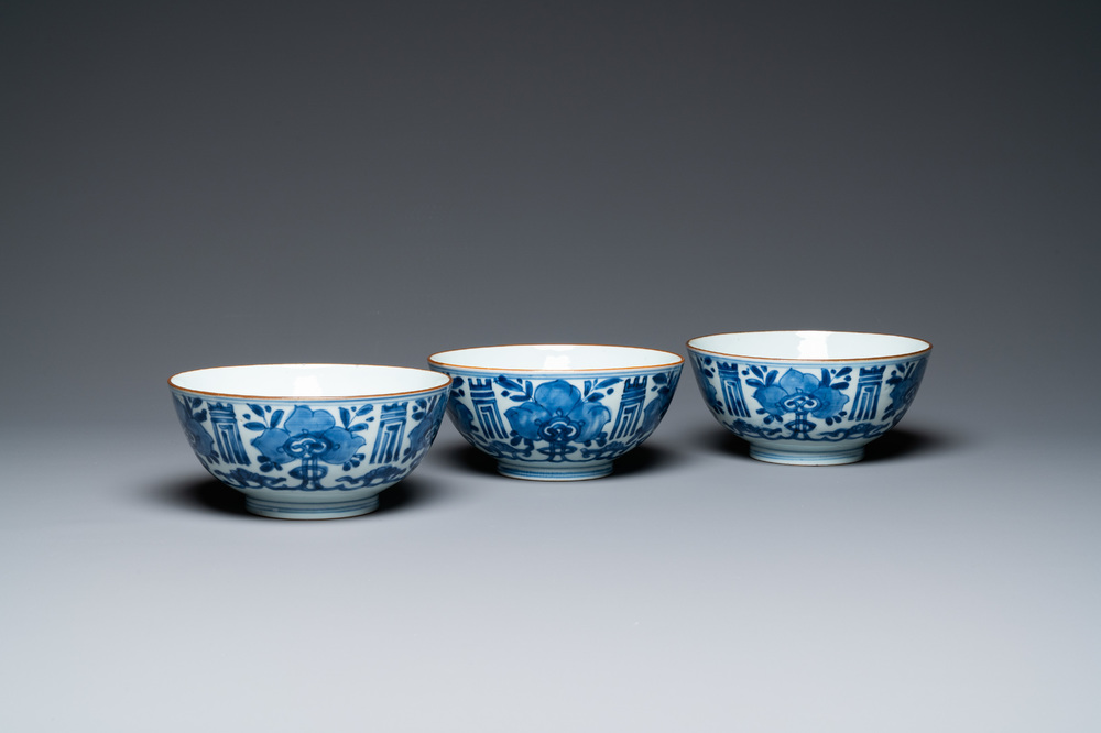 Three Chinese blue and white 'Shou' bowls, Kangxi