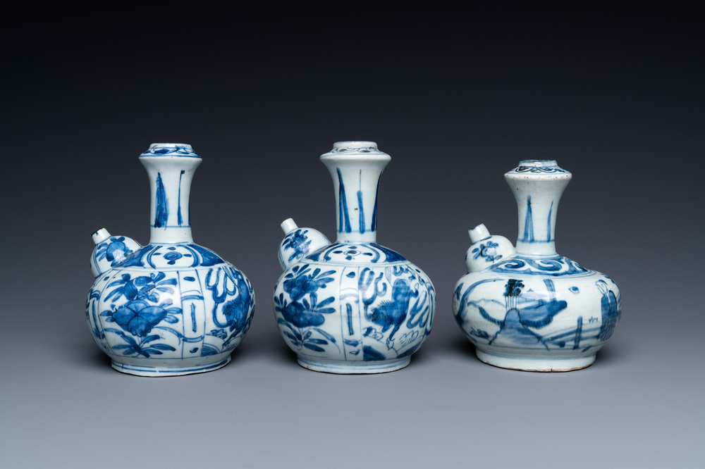 Three Chinese blue and white kendi, Wanli