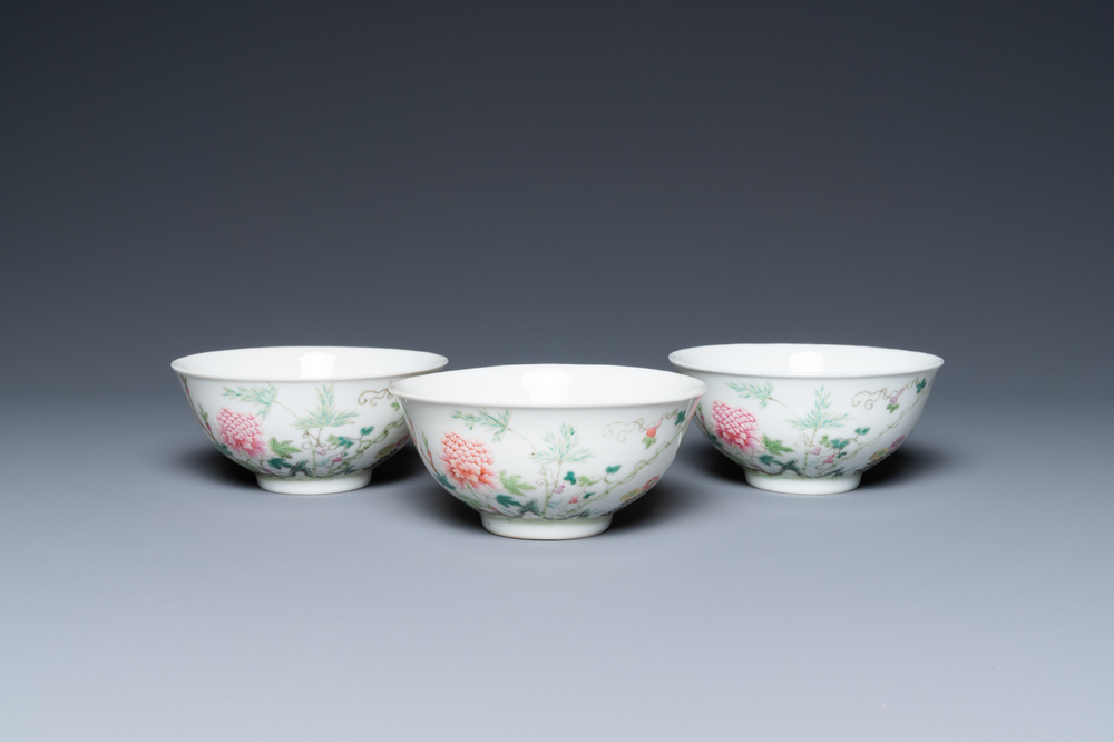 Three Chinese famille rose bowls with floral design, Hongxian mark, Republic