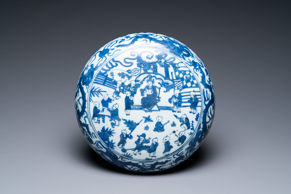 A Chinese blue and white '100 boys' cover for a round box, Wanli